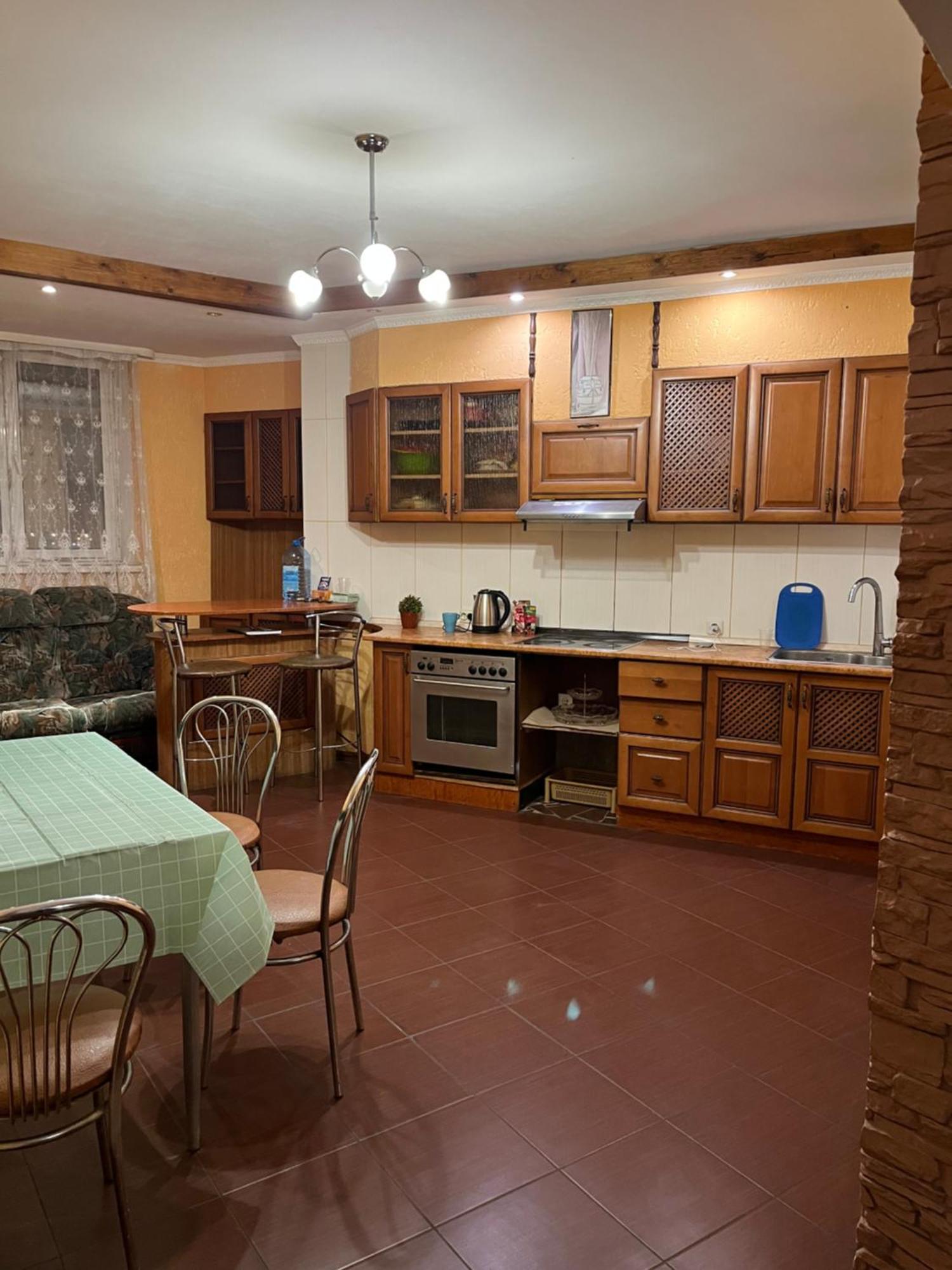 Ararat-Osokorki Hostel Kiev Luaran gambar