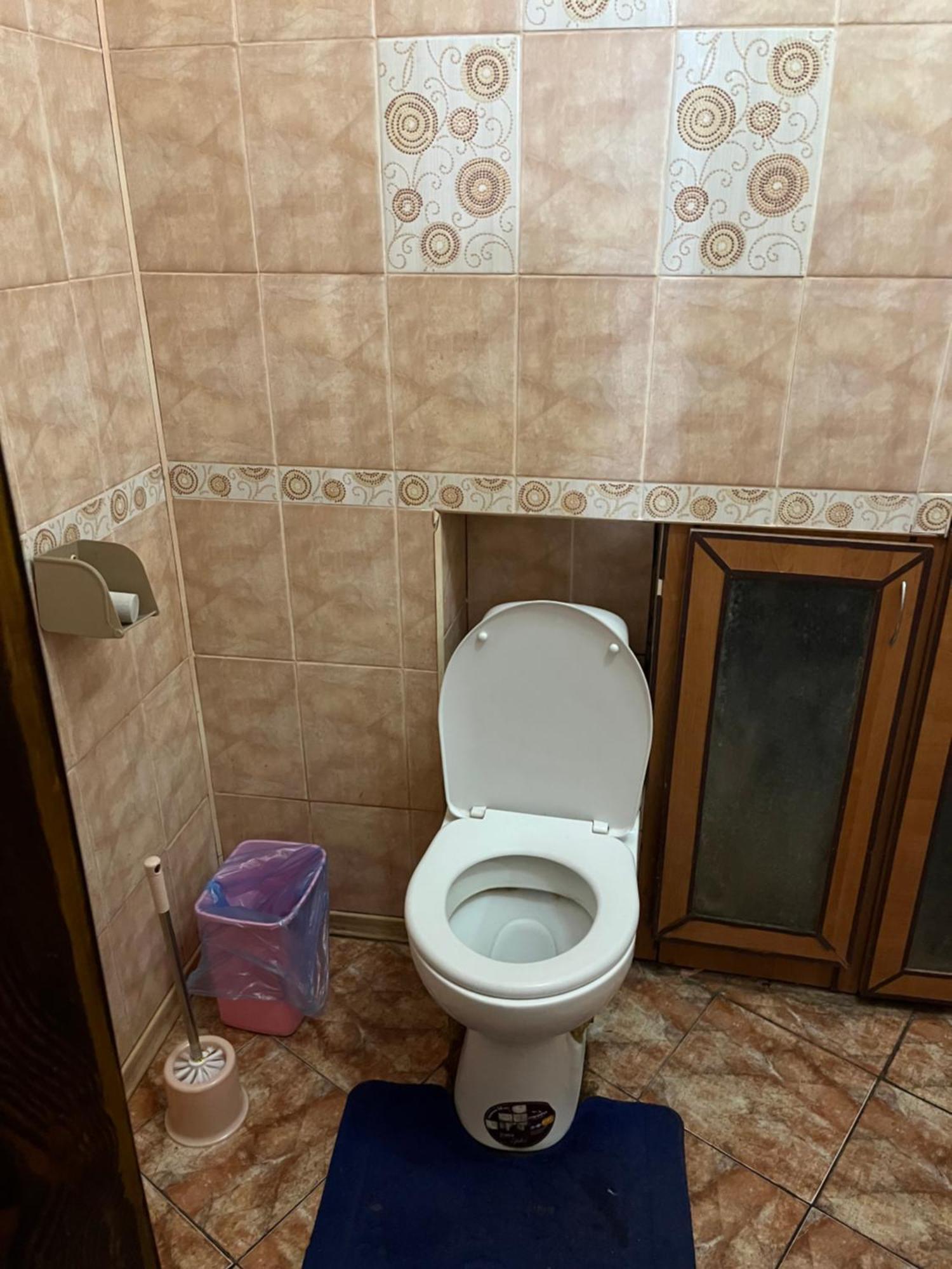 Ararat-Osokorki Hostel Kiev Luaran gambar